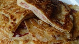 Pfannkuchen mit Speck und Käse [upl. by Dlanigger]