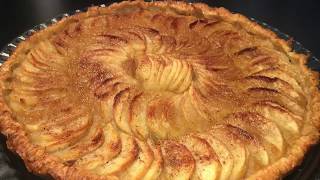 TARTE AUX POMMES EXPRESS QUAND ON REÇOIT DES INVITÉS DE DERNIÈRES MINUTES [upl. by Subak]