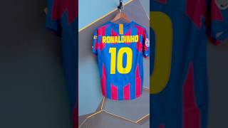 Vintage 0506 Barcelona home Ronaldinho 10 vintage barcelonafc ronaldinho ronaldinho10 shorts [upl. by Nivle95]