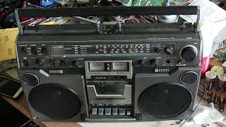 Aiwa TPR950H Issues pre view before R amp R back to cassette radio play [upl. by Gaige631]