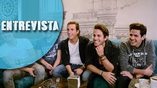 ¡Los chicos de Dvicio se autoentrevistan  Entrevista  Love Musik [upl. by Natsirhc]