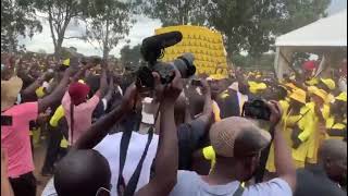 NELSON CHAMISA ARRIVING CCC STAR RALLY IN HIGHFIELDS [upl. by Renado]