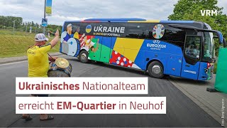 Ukrainisches Nationalteam erreicht EMQuartier in Neuhof [upl. by Hailat]