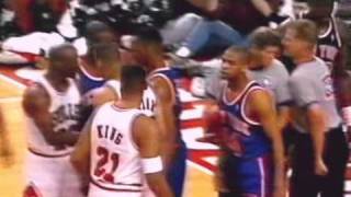 Chicago Bulls  New York Knicks  1993 Playoffs  ECF Game 3 Signs of Life [upl. by Channing]