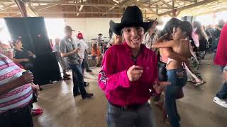 Bailes perrones en la Pulga Poteet San Antonio Texas [upl. by Nytram]