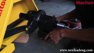 Repair Pallet Truck  Replace Hydraulic Pump [upl. by Htiaf]