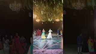 Kamariya  WEDDING DANCE by Eshani and Shivani  Garba x Shuffle  LEARN this on DesiFuzeCom [upl. by Attenwad192]