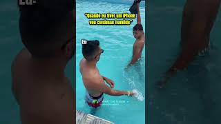 Seu iphone é a prova d’água Você já colocou na piscina Celular [upl. by Leugim764]