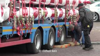 Transport en opbouw Reuzenrad SkyWheel Lamberink [upl. by Naujak]