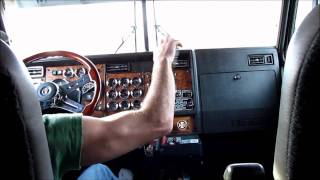 Kenworth W900L Shifting and Jakebraking [upl. by Sirdna]