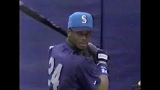 Rookie Fred McGriff hits a moonshot at Yankee Stadium 1987 [upl. by Eboh]