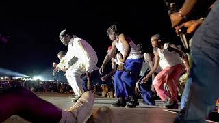 EDDY KENZO INTRODUCES RONNIE STAMINA ON A DANCE CHALLENGE AT FESTIVAL 2022 [upl. by Narhet]