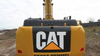 Cat® 340F Long Reach Excavator Digging [upl. by Kela]