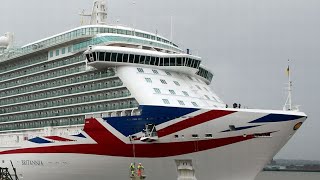 PampO Britannia crashes into oil tanker amid Mallorca storm [upl. by Annabel]