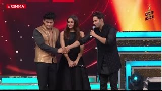 Alia Bhatt amp Varun Dhawan dance to Tamma Tamma with Baba Sanket Bhosale  RSMMA  Radio Mirchi [upl. by Leahplar]