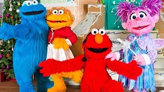 Sesame Street Christmas Show at Sesame Place [upl. by Graner]