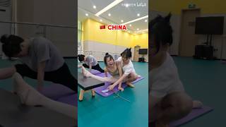 CHINE VS FRANCE  LES ÉTIREMENTS POUR LE GRAND ÉCART gym souplesse [upl. by Giacomo]