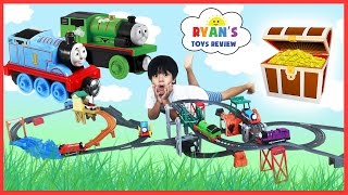 Thomas and Friends Trackmaster Treasure Chase Set and 5 in 1 toy trains [upl. by Siul]