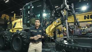 Motoniveladora RG 200B New Holland  MampT Expo 2018 [upl. by Nairred]