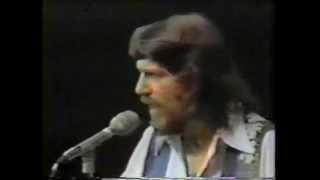 WAYLON JENNINGS  Rainy Day Woman Soundstage 1975 [upl. by Chucho]