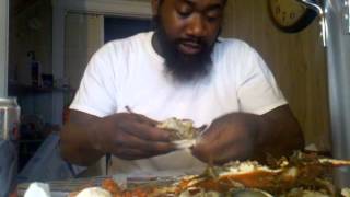 Great Instructional Video on Eating Crabs [upl. by Acisseg751]