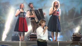 Hansi Hinterseer Koncert Ballerup Super Arena Danmark 2632011 nr 2 [upl. by Werdna45]