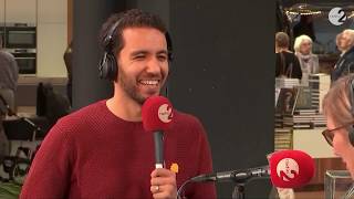 Ish Aït Hamou bij De madammen van Radio 2  live vanop de Boekenbeurs [upl. by Henryson468]