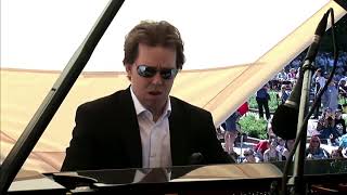 Ingolf Wunder plays Chopin live under the Chopin Monument [upl. by Irma]