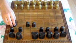 How to Play Ancient Chess  Shatranj [upl. by Evander]