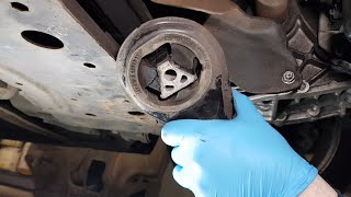 HOW TO FORD FOCUS amp C MAX REAR GEARBOX MOUNT REPLACEMENT [upl. by Curcio773]