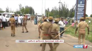 Police lathicharge protestors in Tirunelveli  News7 Tamil [upl. by Mlawsky919]