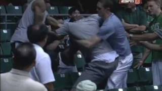 Mississippi States Renardo Sidney and Elgin Bailey fight in stands at Diamond Head Classic [upl. by Herwick]