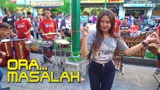 ORA MASALAH  Lagu Enak versi Angklung Carehal Jogja Angklung Malioboro Dangdut Koplo [upl. by Zaneski959]