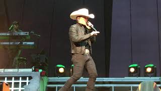 Justin Moore  Thats Why We Drink  Live 2019 [upl. by Lopez78]