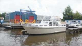 De Schiffart yachtcharter  Kruiser Pegasus  Motorboot huren in Friesland [upl. by Akcira]