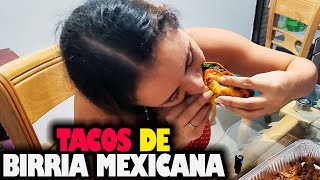 Mi Hermano nos PREPARA unos DELICIOSOS TACOS de BIRRIA receta 100 MEXICANA [upl. by Joiner482]