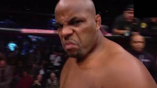 Daniel Cormier vs Derrick Lewis UFC 230 Full HD [upl. by Tully890]