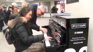 Piano en gare [upl. by Amitak]