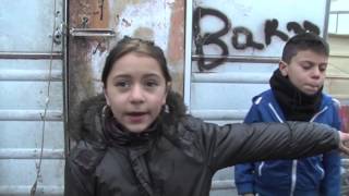 École obligatoire  la scolarisation des enfants Roms à lécole Marie Curie Bobigny [upl. by Hanschen]