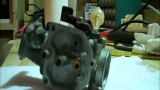 How to clean a carburetor in 15 minutes [upl. by Iaria]