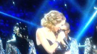 Taylor Swift disses harry styles vma 2013 [upl. by Phionna]