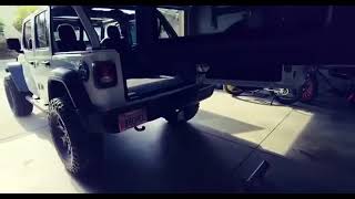 Original Rollnjack one person Jeep and Bronco6g hardtop removal storage and installation device😎 [upl. by Dylana]