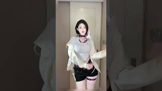 🔥 Dance Cover 1932  Beautiful Chinese Girl Perform the Latest Dance Trend 🔥 [upl. by Lynne]