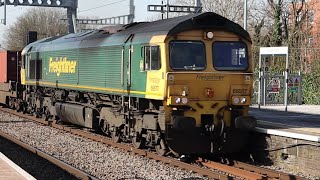 Trains at Maidenhead Railway Station 22nd February 2022 [upl. by Pimbley931]