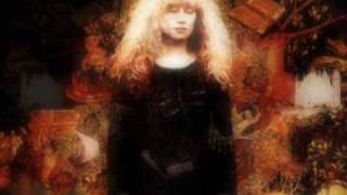 Loreena McKennitt The Three Ravens [upl. by Idolla]