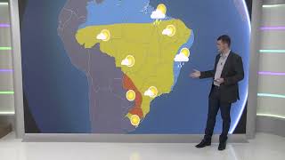 NOVA FRENTE FRIA AVANÇA EM ÁREA DE PASTOS E TRAZ TEMPORAIS SAIBA ONDE [upl. by Doane]