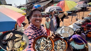 बाजारातून घेतले खेकडे Fish Market 😍  श्रीवर्धन फिश मार्केट  S For Satish  Shrivardhan Kokan [upl. by Aihselat]