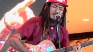 AMAZING KOKOI BALDO sings quotKAPAYAPAANquot Acoustic Reggae [upl. by Htenywg]