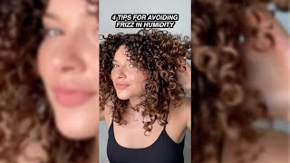 4 TIPS FOR AVOIDING FRIZZY CURLS IN HUMIDITY [upl. by Zosema]