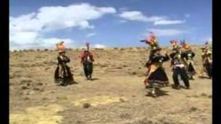 Zapateo Potosino  Danza folklorica de Bolivia [upl. by Suolekcin54]